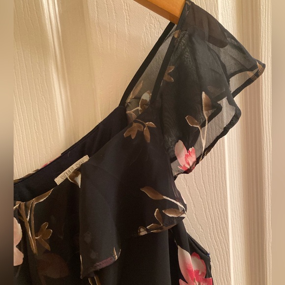 Floral dress - Picture 4 of 9